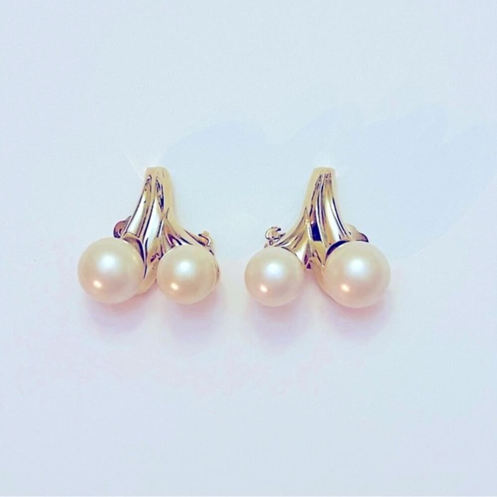 Earrings Vtg 50s Trifari Faux Pearl Clip-on Earrings Gold Tone Signed